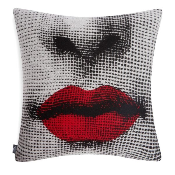 Kiss Cushion (50cm x 50cm)