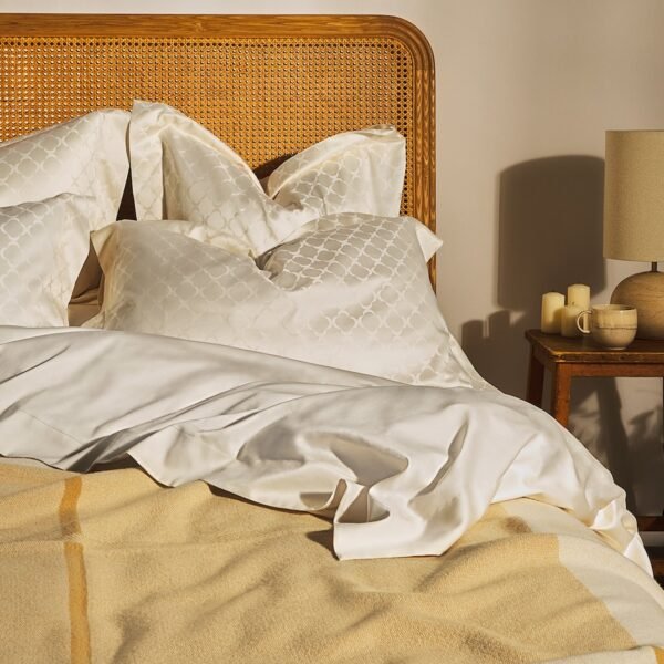 Cashmere Pastor Throw (150cm x 120cm)